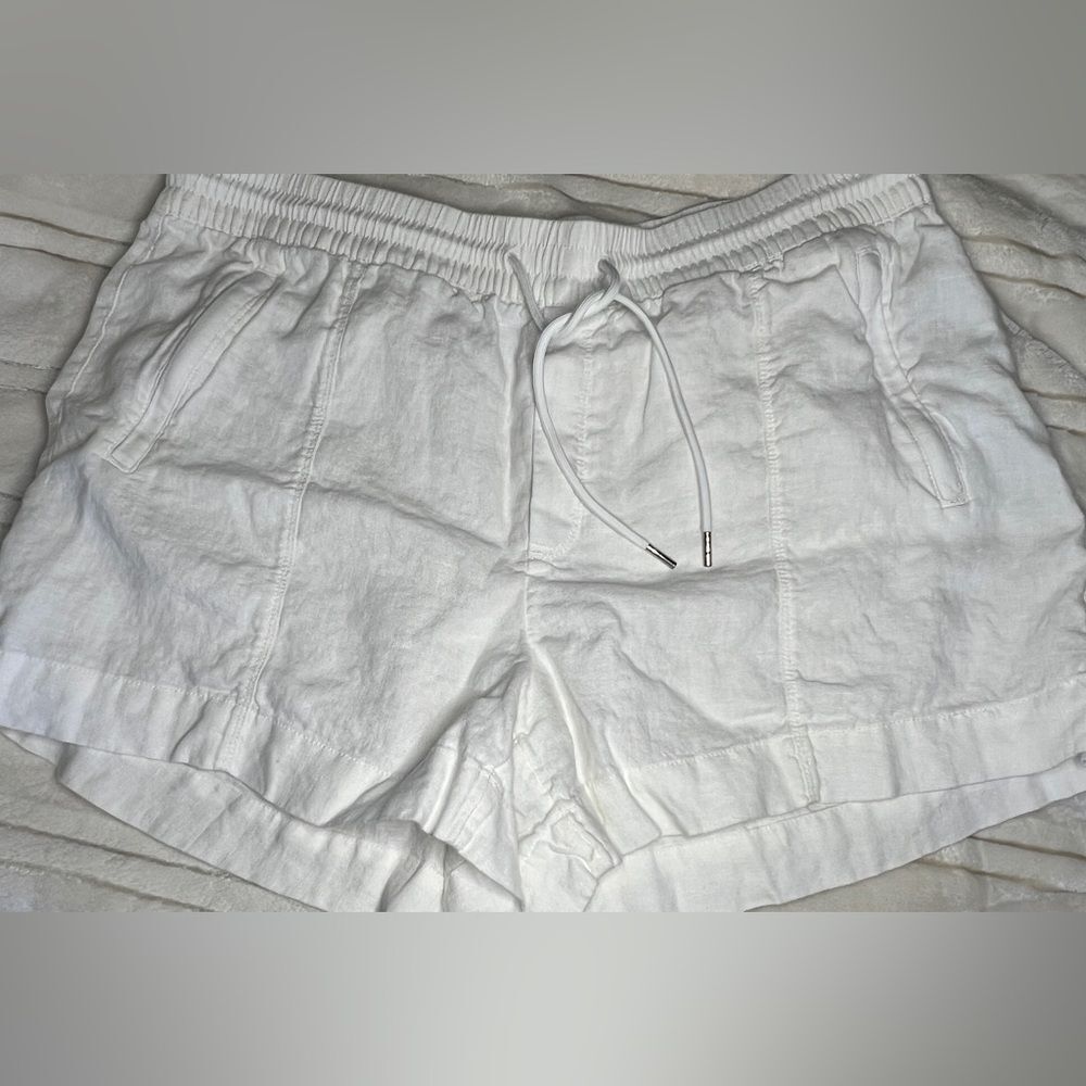 Athleta Cabo White Linen Shorts Size 16